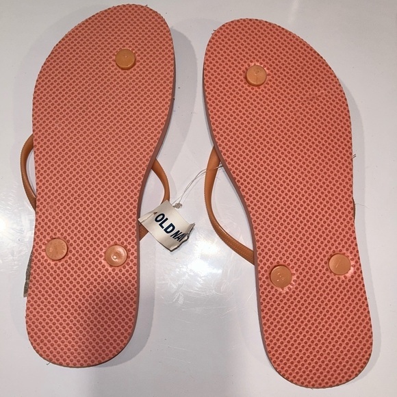 Old Navy Pink Banana Flip Flops - Picture 2 of 3